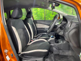 運転席シート廻りは使用感も少なく、良好な状態となっています。丁寧に使われていたことがよくわかりますね。