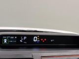 TFTカラ-マルチインフォメ-ションディスプレイ4.2インチの液晶画面に、安全・安心のコンテンツやオ-トエアコンのステ-タスなど、さまざまな運転情報を表示し見やすさにこだわったメ-タ-です♪