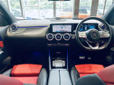 GLAクラス GLA200d 4マチック AMGライン 4WD 4WD 本革シート