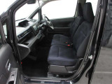 このお車は前のお客様から直接買取させて頂いておりますので使用状況やメンテナンス状況詳細な情報を次のお客様にお伝えいたします。詳細な情報を知っていますので、より詳しいお車の状態が分かっております♪