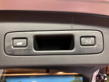 【パワーバックドア】スマートキーや運転席のボタンを押すだけでリアゲートが自動で開閉します!荷物を持っている時や、高い位置にあるバックドアを閉める際に便利な機能です♪