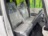 運転席シート廻りは使用感も少なく、良好な状態となっています。丁寧に使われていたことがよくわかりますね。
