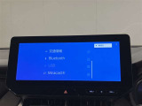 いまや必須装備「ナビゲーション」搭載!知らない場所にスイスイッとドライブ。もう、これなしではハンドルを握れませんね!でも運転中の操作は危険ですのでご注意ですね☆
