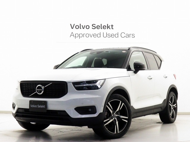 XC40 B4 AWD Rデザイン 4WD 
