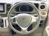 【ステアリングスイッチ】運転中、前方から目線をそらすことなく、オーディオ等の操作が可能な便利機能!安心&快適なドライブを演出してくれます♪