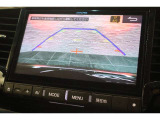 バックカメラが装備されており、後方の安全確認はもちろんのこと狭い場所での駐車や雨の日・夜間など視界の悪いコンディションでのストレスの軽減にもなります!