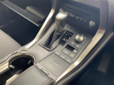 【 シフト 】シフトも操作しやすく快適なドライブを楽しんでいただけます♪