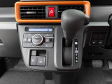 納車の前にはエンジンオイル、オイルエレメント、エアクリーナー、クーラント、バッテリー、ワイパーゴムのチェックまたは交換を行います!