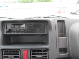 スピーカー一体型のAM/FMラジオ♪