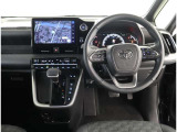 見通しのよいすっきりとした視界で、誰でも運転しやすいです。運転のしやすさは疲れにくさにも繋がりますよ♪