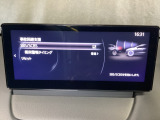 車や障害物だけでなく人や自転車も検知し、ブレーキを自動制御して衝突回避をサポートしてくれるSBS(スマートブレーキサポート)を装備!