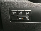 【安全装備も充実】車線逸脱警報システム。バック時の障害物を検知し知らせるパーキングセンサー付きです。