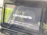 【大画面ナビ】人気の大型9インチナビを装備。存在感のある大画面はインパクト大!ナビ利用時のマップ表示は見やすく、テレビやDVDは臨場感がアップ!いつものドライブがグッと楽しくなります♪