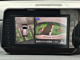 【アラウンドビューモニター】上空から見下ろしているかのような映像で駐車をサポート。安心です。