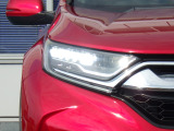 ★LEDヘッドライト搭載★ 白っぽく光る明るく省電力なLEDライト!先進的な白い輝きでフロントフェースを引き締めます☆