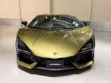 ボディカラーはVerde Gea Lucidoでございます。