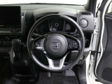運転しやすいハンドルです。