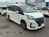 セレナ 1.2 e-POWER ハイウェイスターV 