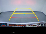 狭い駐車場や立体駐車場などもリアルに映るバックガイドモニター付でラクラク駐車♪
