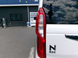 当店は全国チェーンであるTAXグループのスケールメリットにより、大量のクルマを新車ディーラーから一括で仕入れているので、お得な届出済未使用車として、皆様にご提供できるわけです(^^)