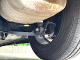 お車を安心してお乗りいただく為には、足回りの定期点検が欠かせません。サービスサポート(有償保証)では無料点検もご提供しており、安心のカーライフをお過ごしいただけるサポート体制が整っています。