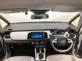 【前方視界】開放的な前方視界!運転がしやすく疲れにくいです♪窓が大きく、見通しがとっても良いおクルマですよ♪