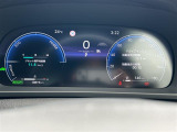 クラウンクロスオーバー 2.5 G アドバンスト レザー パッケージ E-Four 4WD 本革シート