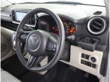 見通しのよいすっきりとした視界で、誰でも運転しやすいです。運転のしやすさは疲れにくさにも繋がりますよ♪
