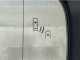 車線変更時の後方確認をアシストしてくれるブラインドスポットモニター!ドアミラーの死角を検知してくれるから車線変更もスムーズです。