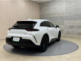 全車1年間の走行距離無制限のロングラン保証付きです。また、さらに安心をお求めの方には1年〜2年の保証延長ができる「ロングラン&alpha;保証」(有償)もお選びいただけます。