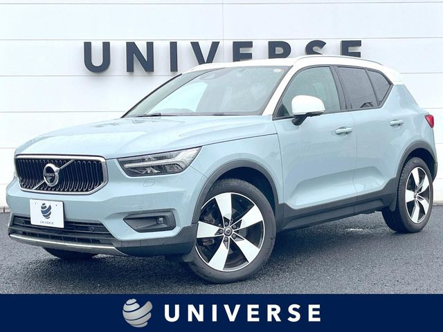XC40 T4 AWD モメンタム 4WD 