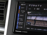 ナビゲーション機能の他に音楽録音、DVDビデオの再生にも対応しています。