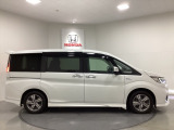 購入後も自社指定整備工場完備でお客様の愛車をしっかりサポート致します!御納車時には安全かつ安心してお乗り頂けるようホンダ専門知識を持つ整備スタッフが点検・整備・装備も説明をしてお渡ししております。