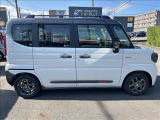両側電動スライドドア付きで乗り降りが簡単です。