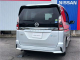 セレナ 1.2 e-POWER ハイウェイスターV 