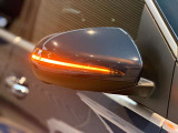 納車前整備は、メルセデスベンツ国際認定メカニックによる最新の検査ライン等の施設が充実した当社工場で入念に行います。メルセデス・ベンツの定める厳しい基準をクリアしたお車のみをご案内させて頂きます。