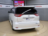 バックカメラが付いているので後方確認が非常にしやすいです。今や運転初心者も熟練者も必須装備!ついていて損はないですね♪