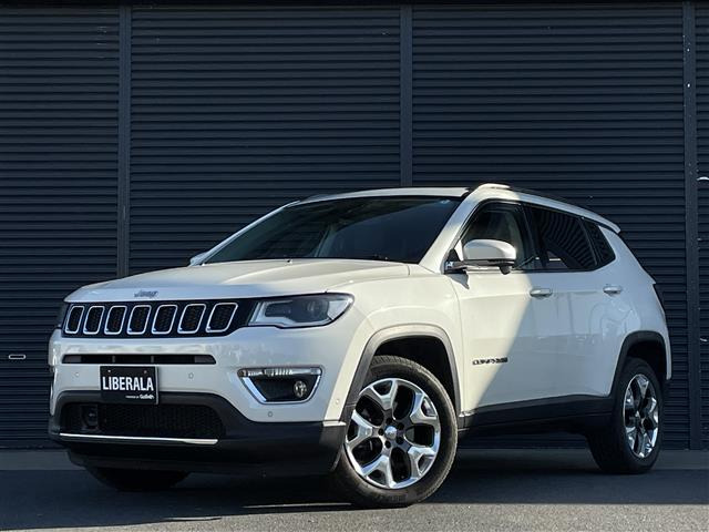 コンパス リミテッド 4WD 本革シート