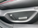 シートメモリー機能を備える10WAYパワーシートを装備!体格や好みに応じたポジションをスムーズに調整できます。