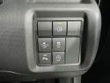 コーナーセンサーを車の前後に装備。障害物までの距離に応じて警告音を変えてお知らせ。縦列駐車時や駐車場・車庫などでの取り回しをサポートします。詳細は販売店スタッフまでおたずねください。