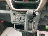 安全・安心な走行のために、納車前にダイハツのクルマを知り尽くしたエキスパートが基本性能に関わる機能や状態を徹底的に点検。消耗部品の交換など法定12ヶ月点検相当の点検・整備を実施しております