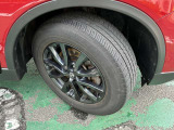 タイヤサイズは225/65R17です。 日産純正アルミ装着です☆