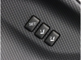 運転席シートポジションメモリーを備えキーレスと合わせて合計4名の乗車位置を記憶できます!!