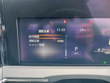 前方車両との衝突防止のサポート機能やアクセルとブレーキを踏み間違えた時のサポート機能など、安全装備が充実してて心強いです!!