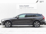 最新のプラットフォームを採用した新型V60は、安全性はそのままに立体駐車場でも問題無しのサイズです。