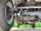 お車を安心してお乗りいただく為には、足回りの定期点検が欠かせません。サービスサポート(有償保証)では無料点検もご提供しており、安心のカーライフをお過ごしいただけるサポート体制が整っています。