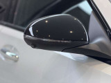 納車前整備は、メルセデスベンツ国際認定メカニックによる最新の検査ライン等の施設が充実した当社工場で入念に行います。メルセデス・ベンツの定める厳しい基準をクリアしたお車のみをご案内させて頂きます。