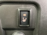 運転席シートヒーターつきです