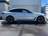★BMW認定中古車 全国の正規ディーラーにて保証修理が受けられます。★ご納車後は、全国のBMW正規ディーラーにて保証整備、一般整備、点検整備、車検整備を受けられますので、ご安心ください。★