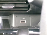 USB充電接続可能です。